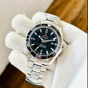 Omega Seamaster Diver Automatic Watch - Oyster Quality
